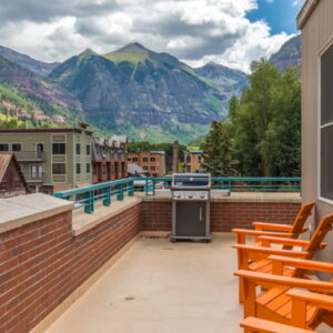 Patio Box Canyon View #308